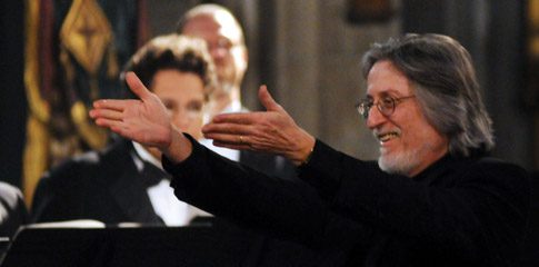 Award-winning choral conductor and Queens College alum Harold Rosenbaum made his mark as a 23-year-old leading his first choral group in performance at Carnegie Hall.