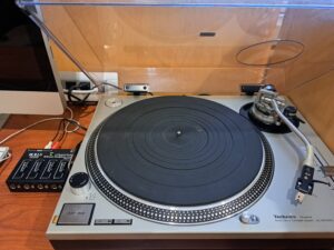 Technics SL-1200 MK2